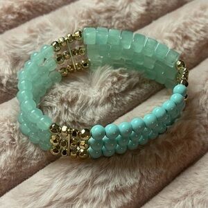 Beautiful mixed media stretch bracelet